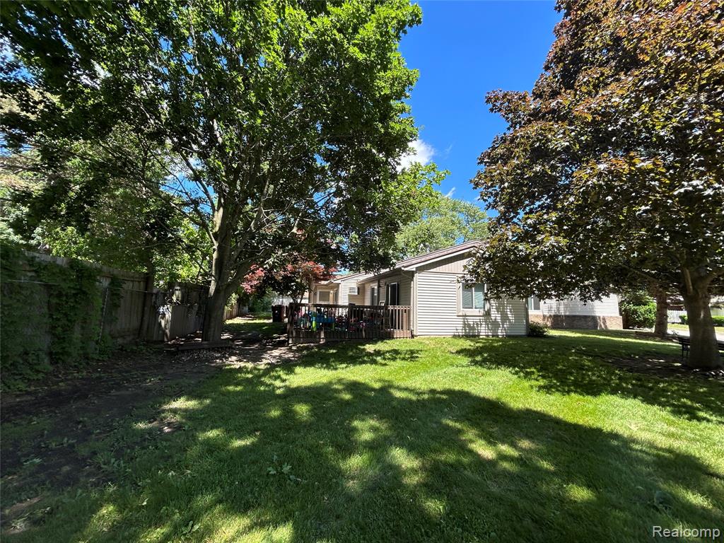 2150 Phillips Avenue, Holt, MI 48842 — Photo 30
