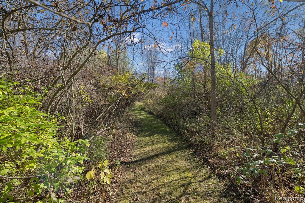 4842 Preston Road, Howell, MI 48855 — Photo 54