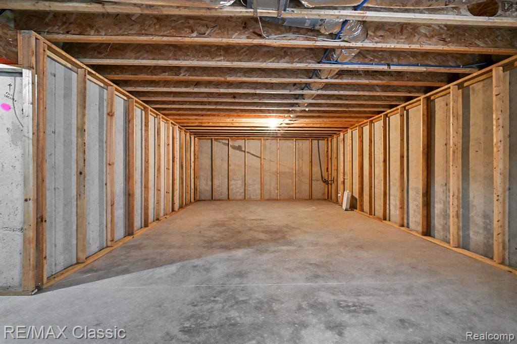 7038 WELLINGTON Lane, Ypsilanti, MI 48197 — Photo 23
