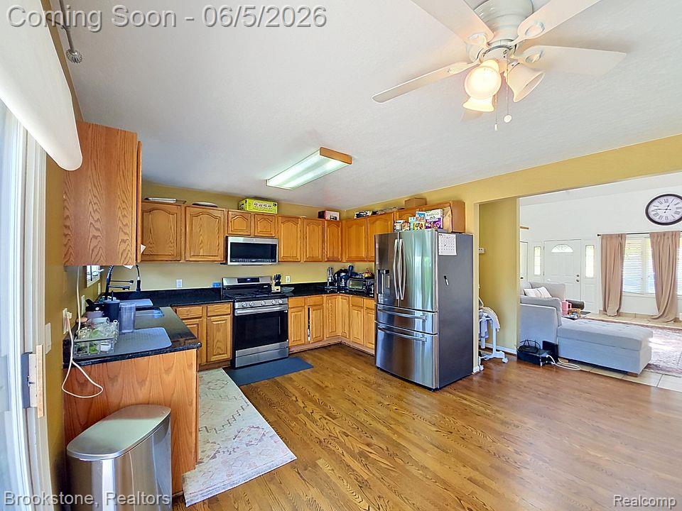 5918 N Evangeline Street, Dearborn Heights, MI 48127 — Photo 5