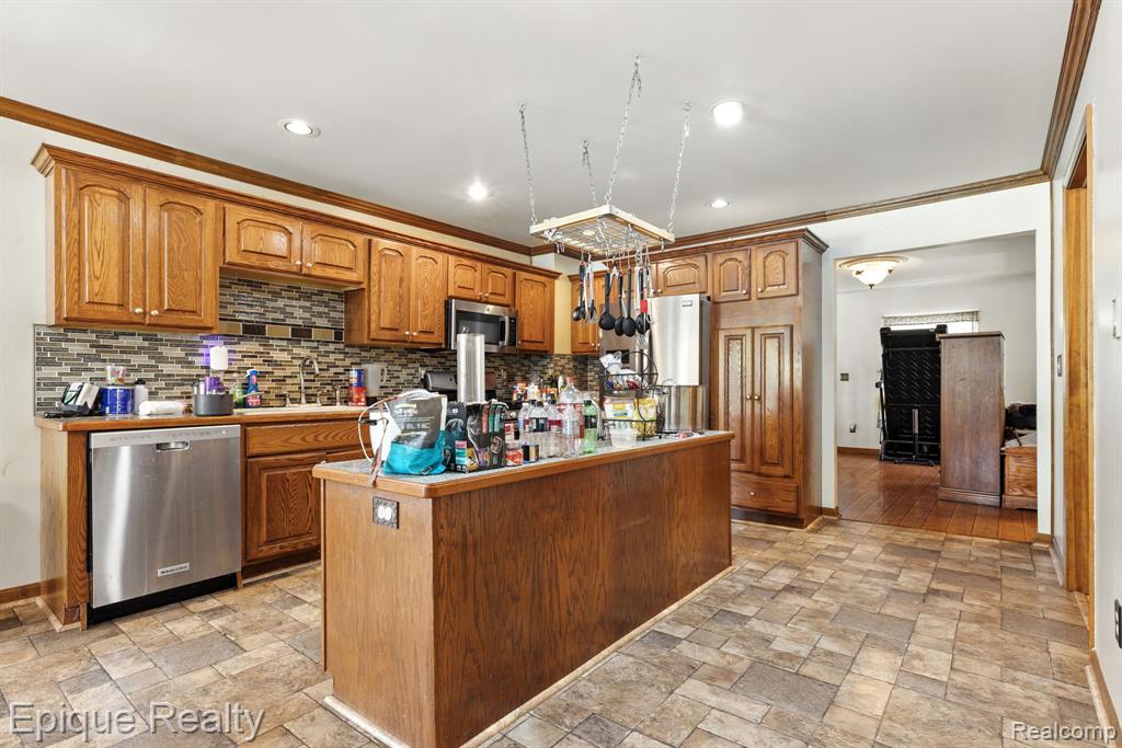 4294 Rochester Road, Dryden, MI 48428 — Photo 16