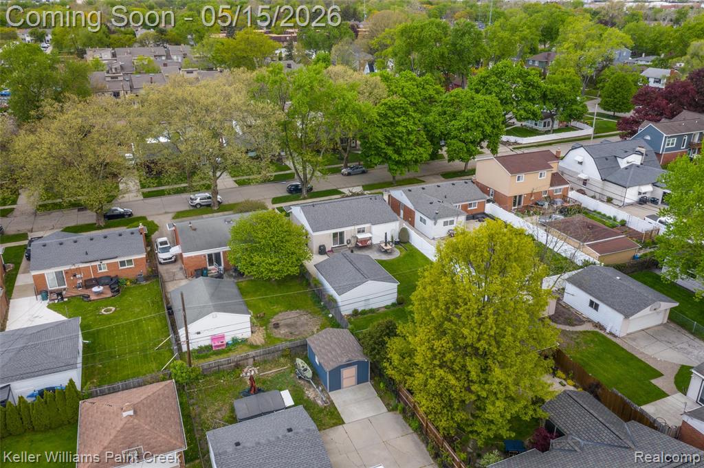410 N Batchewana Street, Clawson, MI — Photo 32