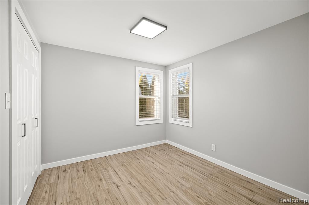 65 Algansee Drive, Troy, MI 48083 — Photo 19
