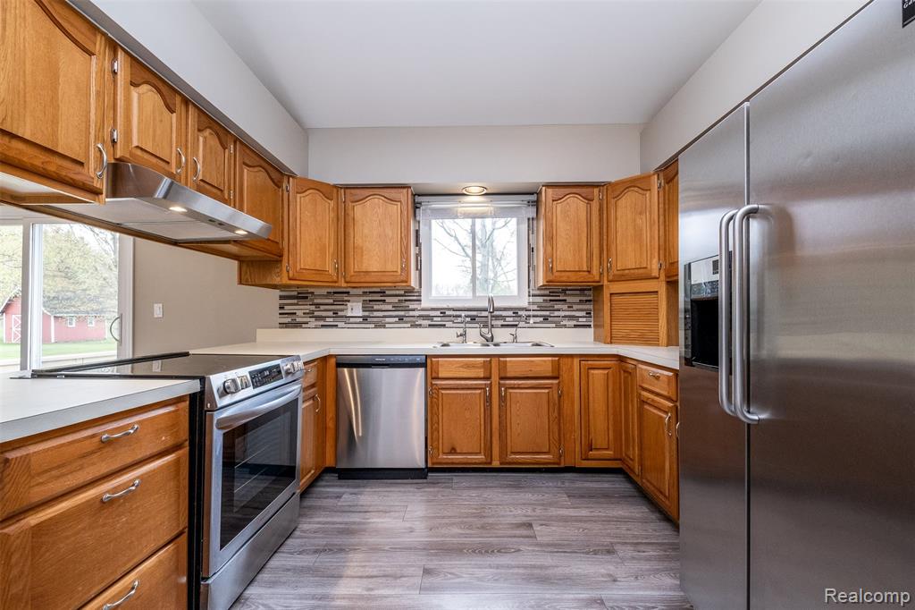 9416 S State Road, Goodrich Vlg, MI — Photo 13