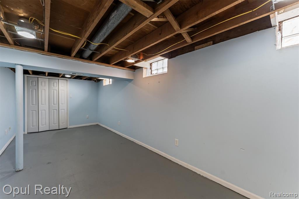 7799 Gary Avenue, Westland, MI — Photo 14