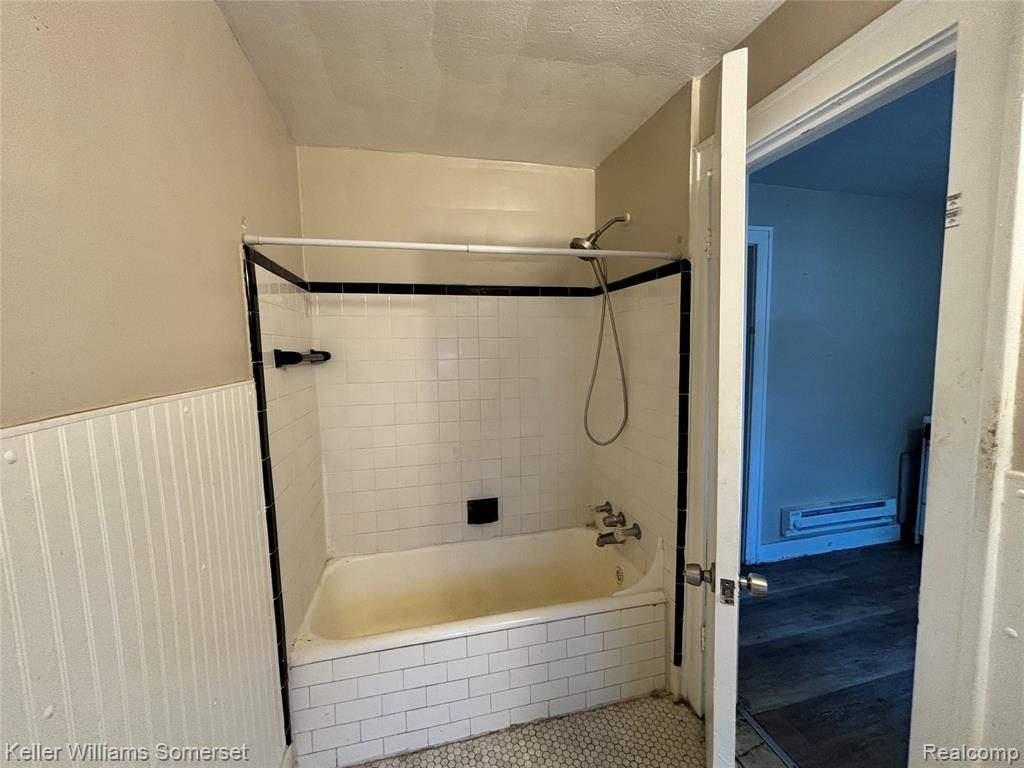 5783 Yorkshire Road, Detroit, MI 48224 — Photo 5