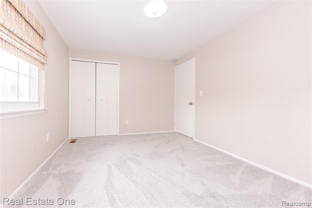 41958 Sunderland Drive, Canton, MI 48187 — Photo 47