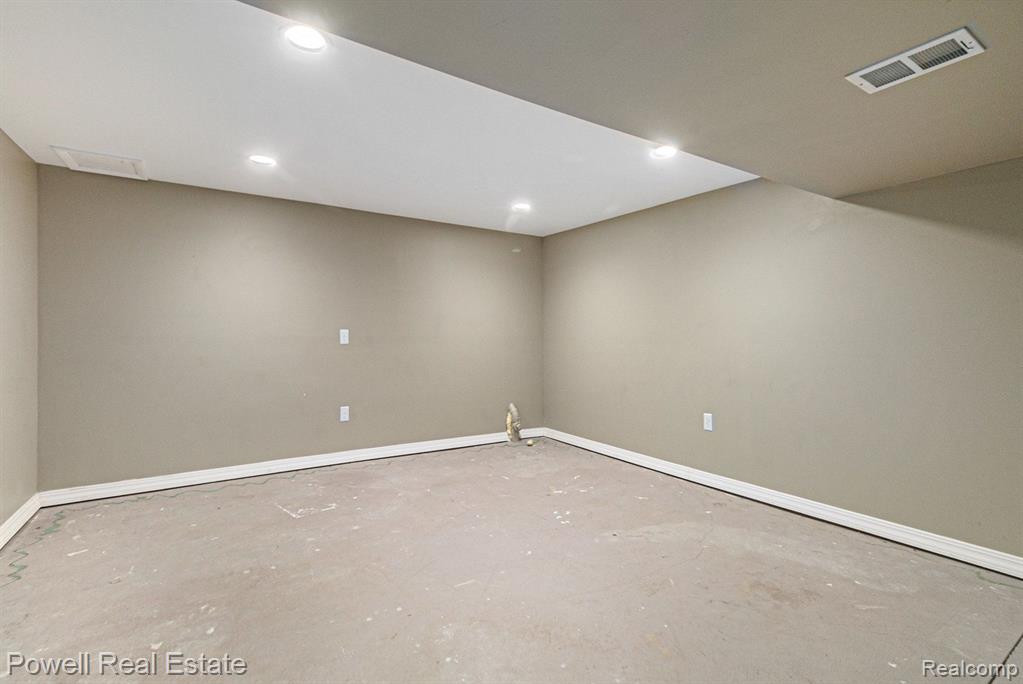 50509 COOLIDGE Street, Canton, MI 48188 — Photo 18