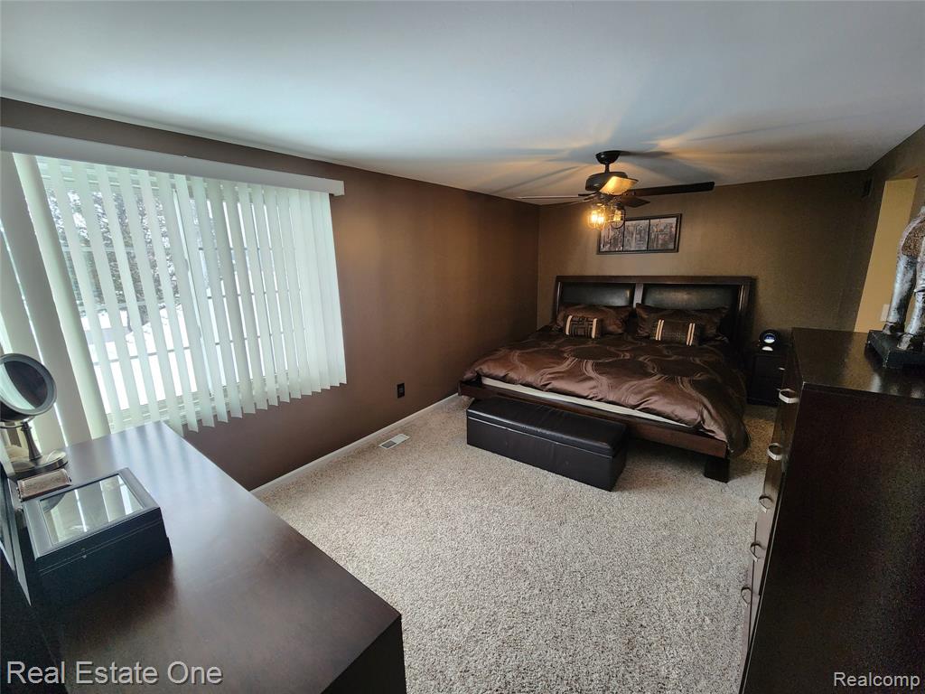 45529 Essex Drive, Macomb, MI 48044 — Photo 20