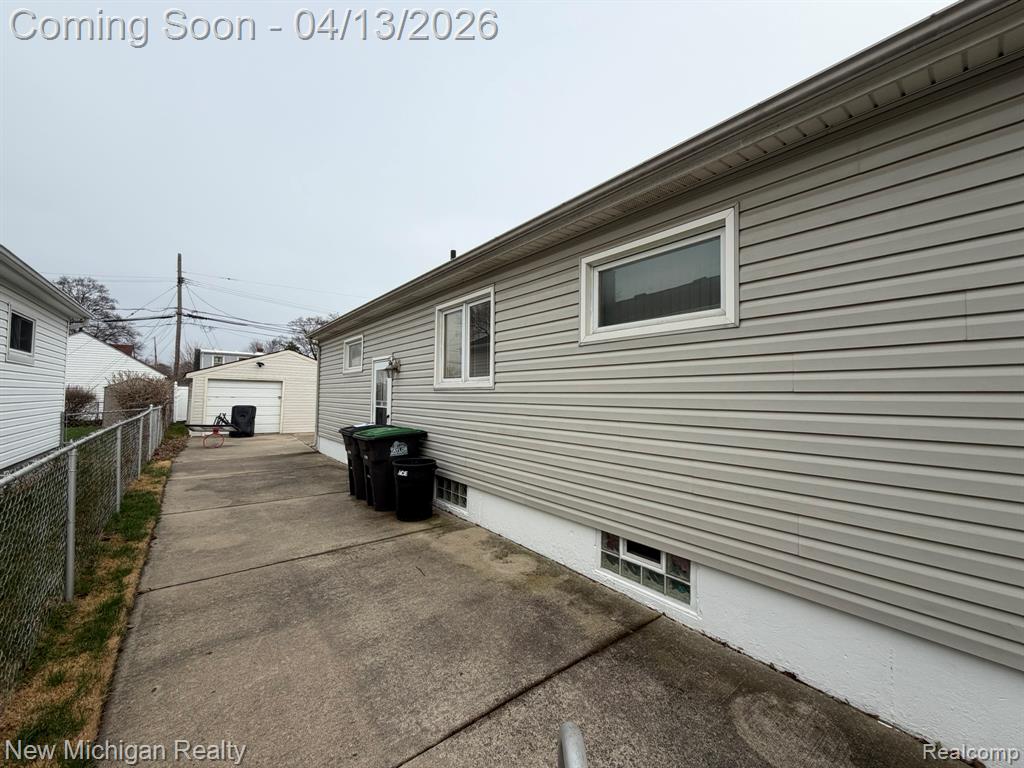 6671 Mayfair Street, Taylor, MI 48180 — Photo 6