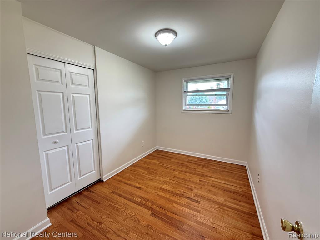 8981 Shannon Drive, Sterling Heights, MI 48314 — Photo 12