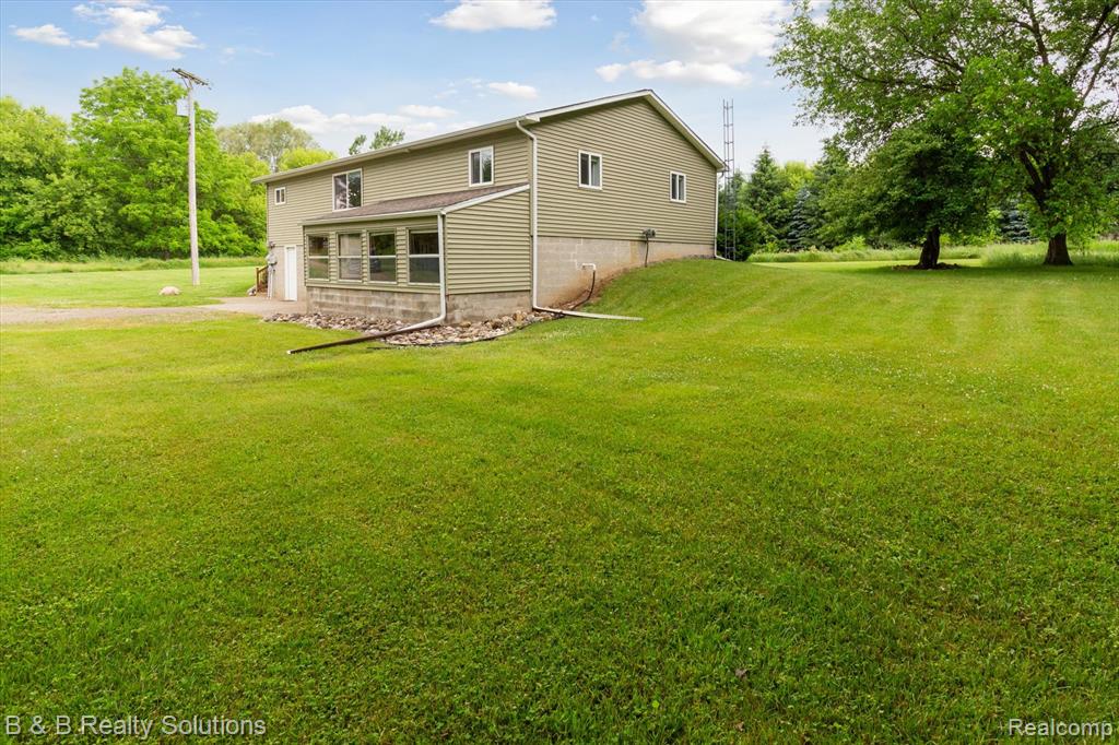5380 Otter Lake Road, Otter Lake, MI 48464 — Photo 4