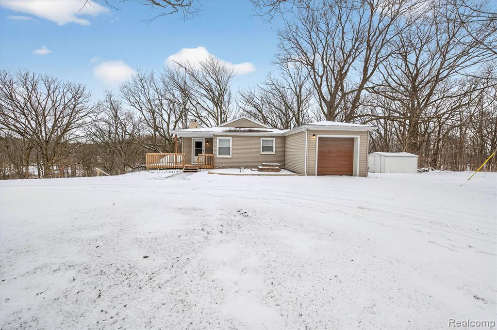 5300 Atlas Road, Grand Blanc, MI 48439 — Photo 2