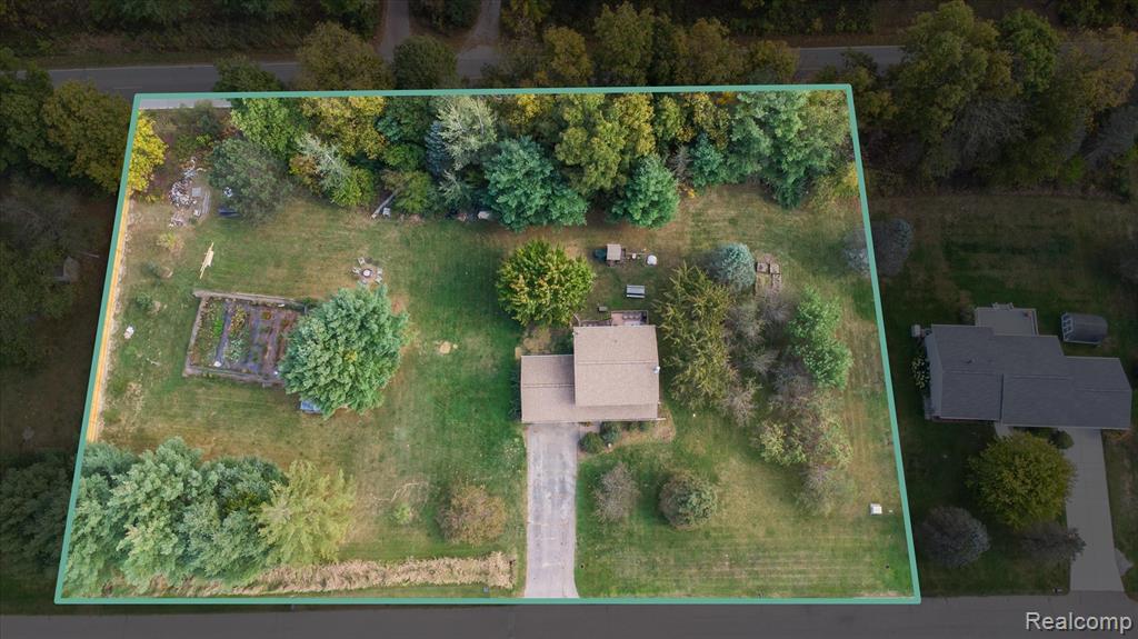 13399 Jennifer Drive, Perry, MI 48872 — Photo 3