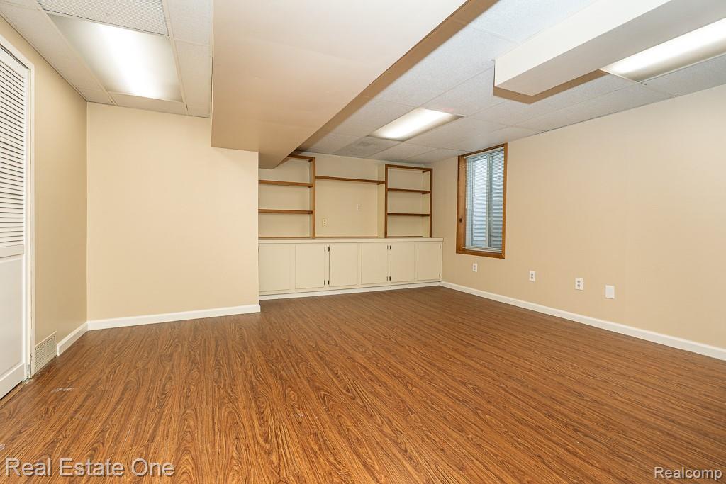 5075 Buckingham Drive, Troy, MI 48098 — Photo 29
