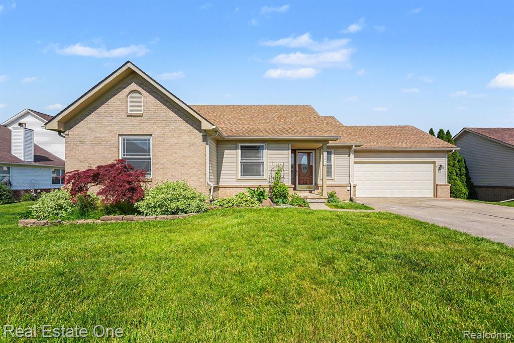 13941 Perry Place Court, Riverview, MI 48193 — Photo 2
