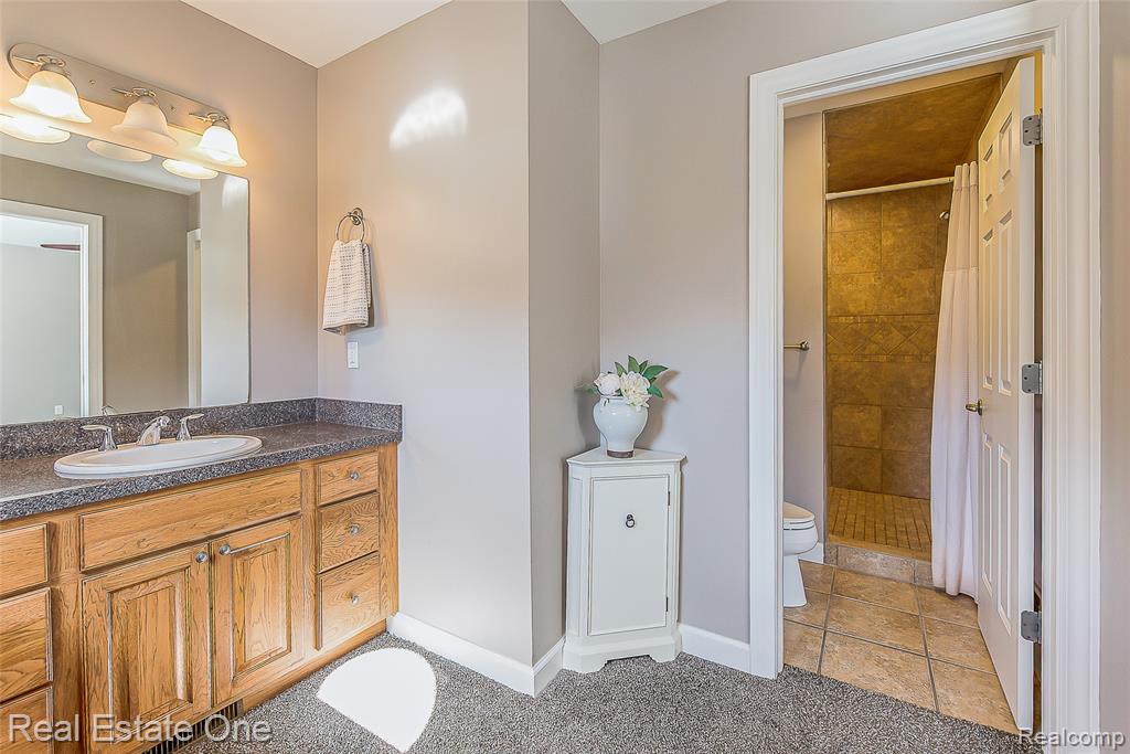 7155 Campbell Mills Court, Brighton, MI 48116 — Photo 34