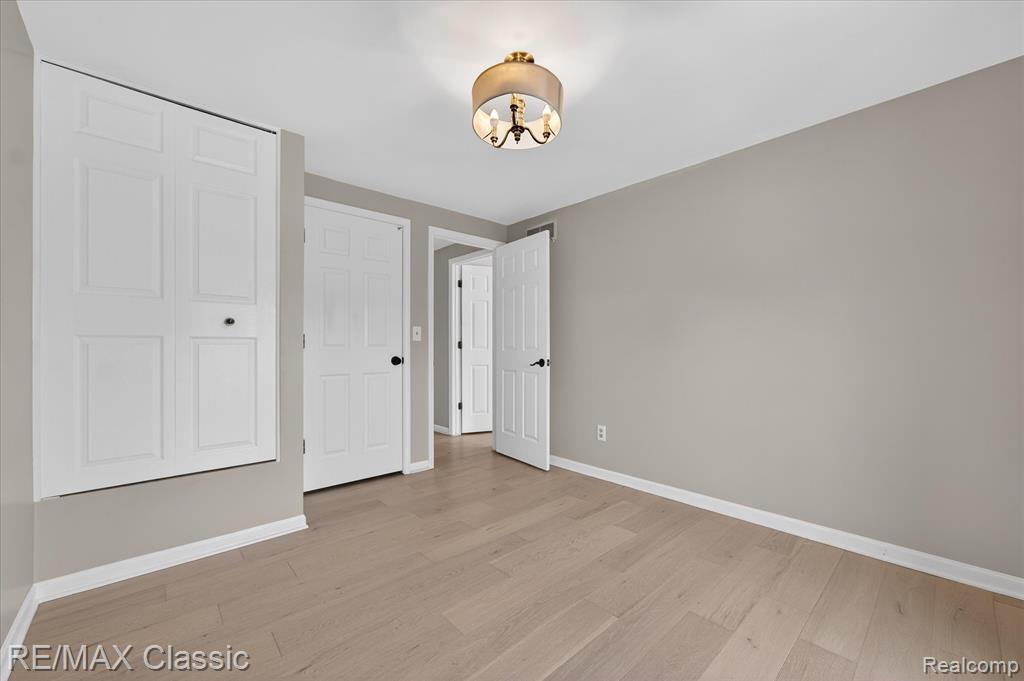 9377 Pineview Drive, Plymouth, MI 48170 — Photo 36