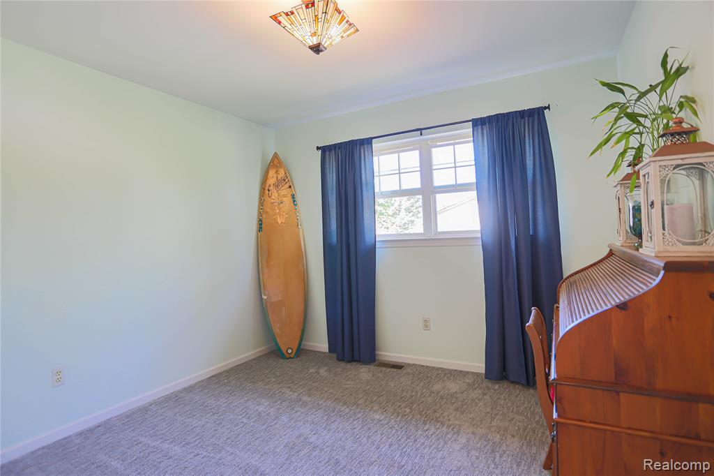 68152 Rosewood Lane, Richmond, MI 48062 — Photo 9