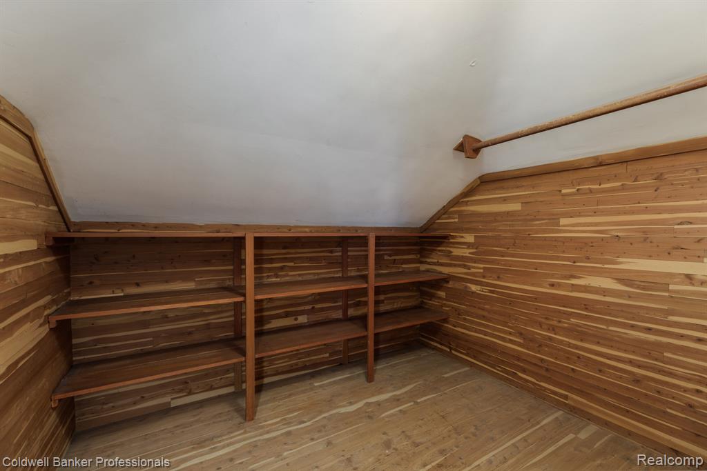 1416 N Renaud Road, Grosse Pointe Woods, MI 48236 — Photo 45