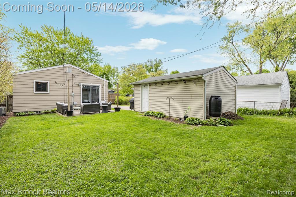 1890 Princeton Road, Berkley, MI 48072 — Photo 36