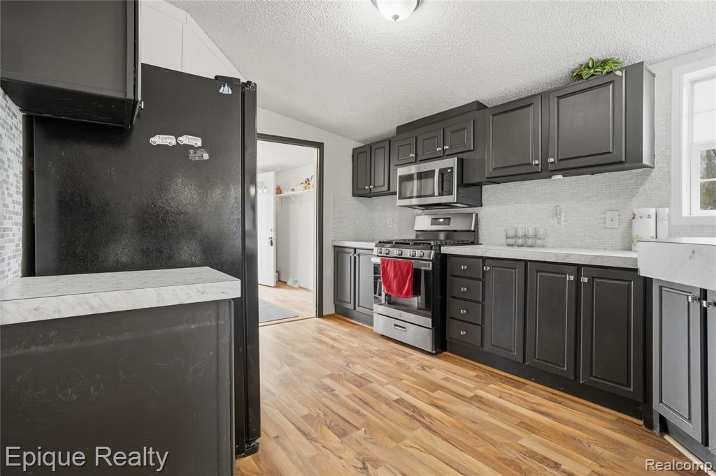 219 Clark Street, Yale, MI 48097 — Photo 6
