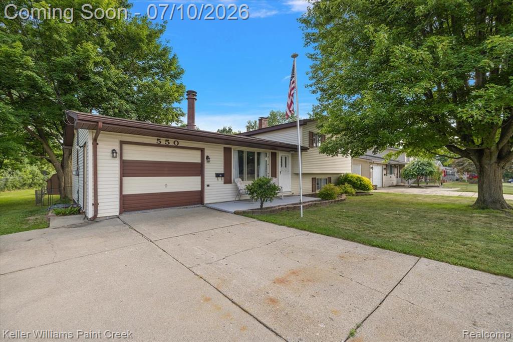 550 E Clark Street, Davison, MI 48423 — Photo 3