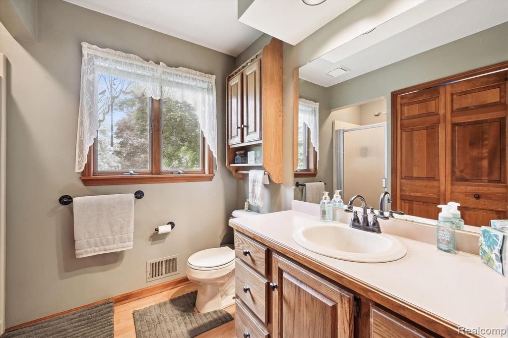 7865 KATIE Drive, Almont, MI 48003 — Photo 16