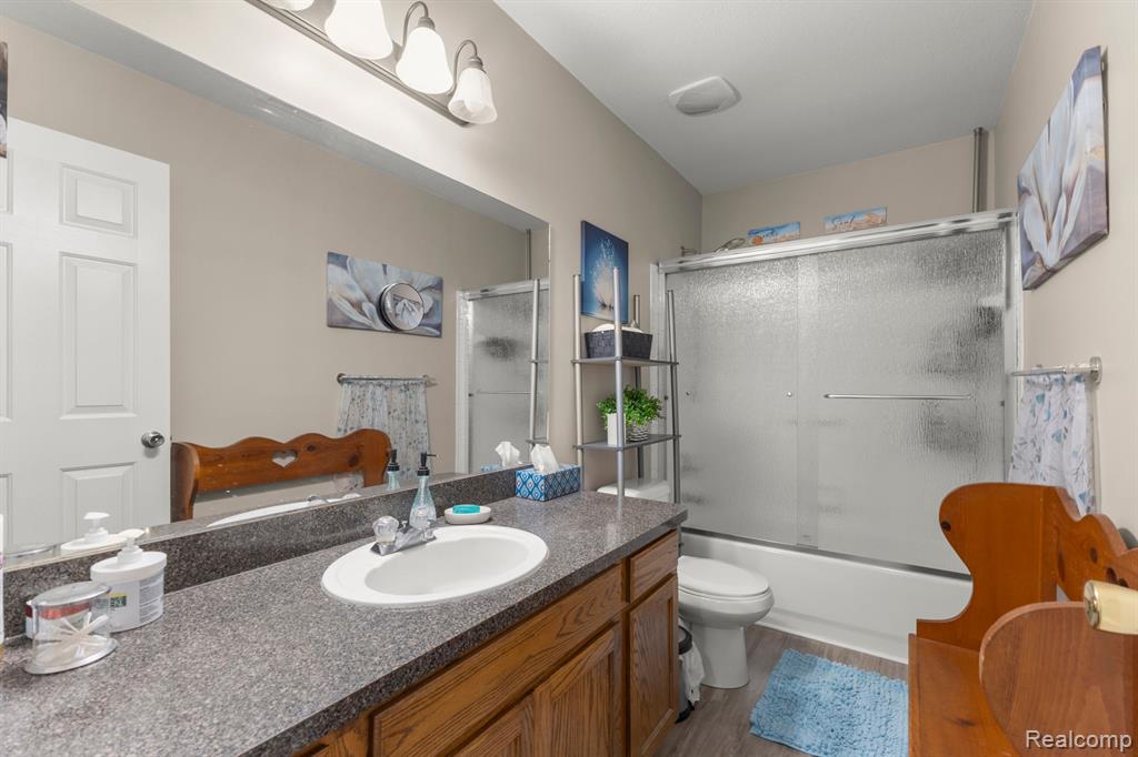 23272 STOFLET Lane, Trenton, MI 48183 — Photo 27