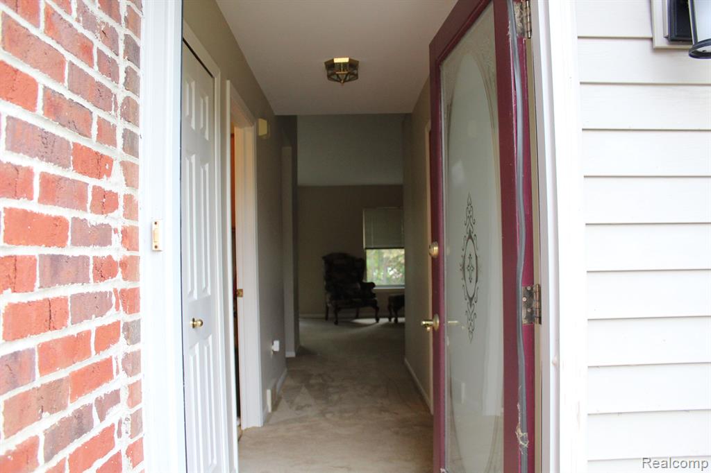 9132 COLONY PARK Drive, Ypsilanti, MI 48197 — Photo 4