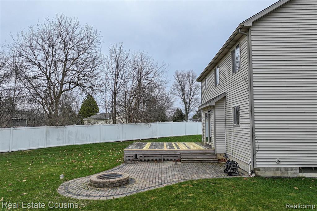 1520 NE Eden Gardens Drive S, Fenton, MI 48430 — Photo 27