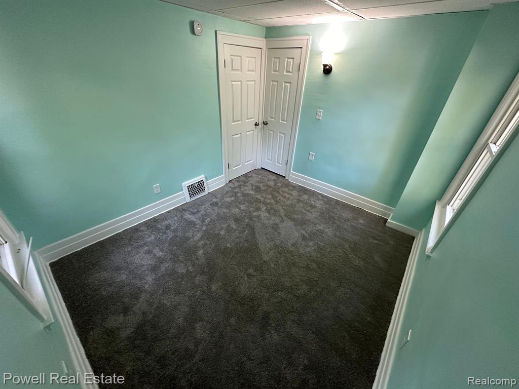 43 SUMMIT Street, Pontiac, MI 48342 — Photo 15