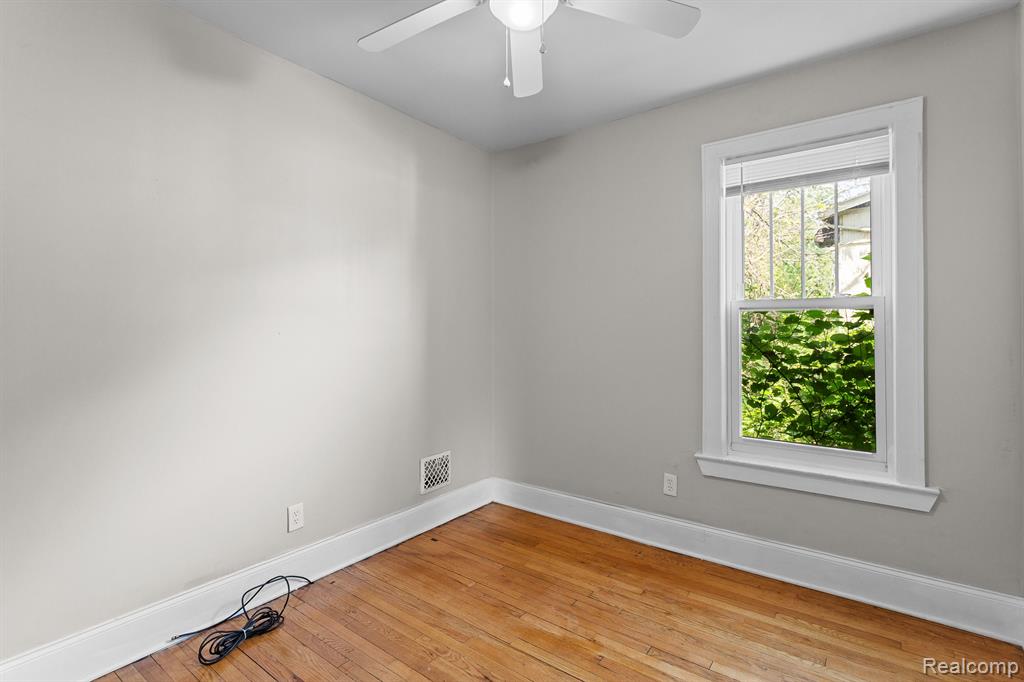 7501 DUNEDIN Street, Detroit, MI 48206 — Photo 13