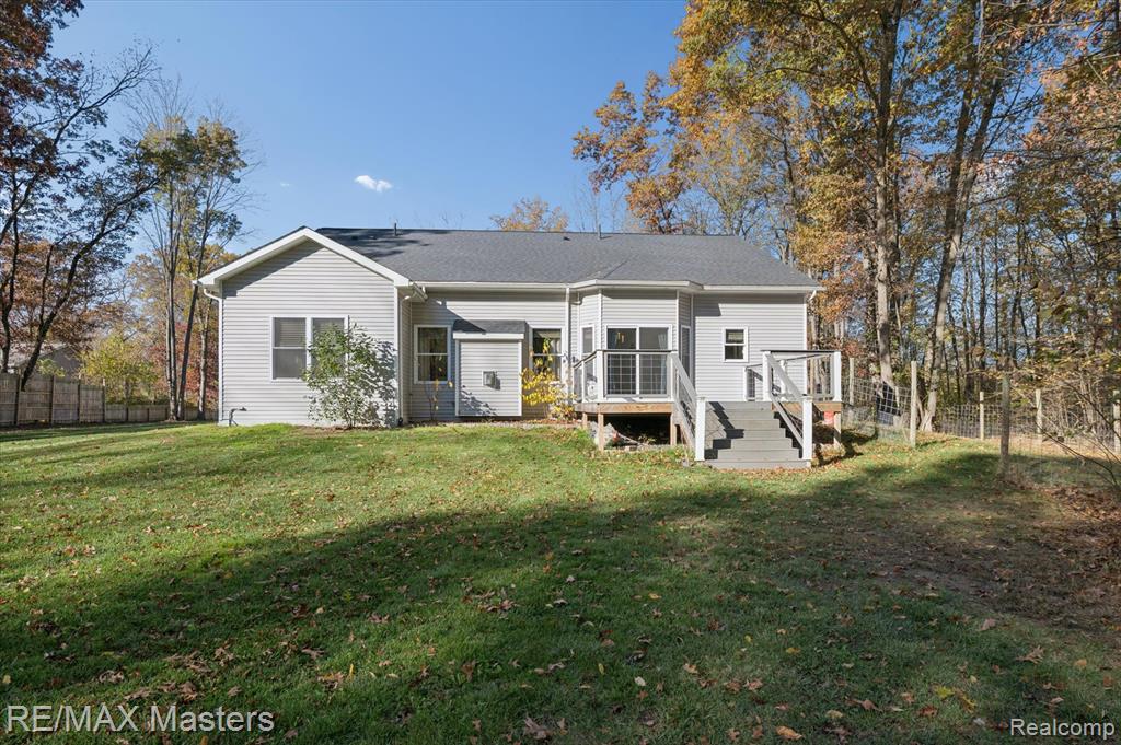 25845 Martinsville Road, New Boston, MI 48164 — Photo 38