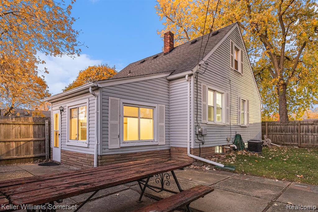 1571 Baldwin Avenue, Pontiac, MI 48340 — Photo 24