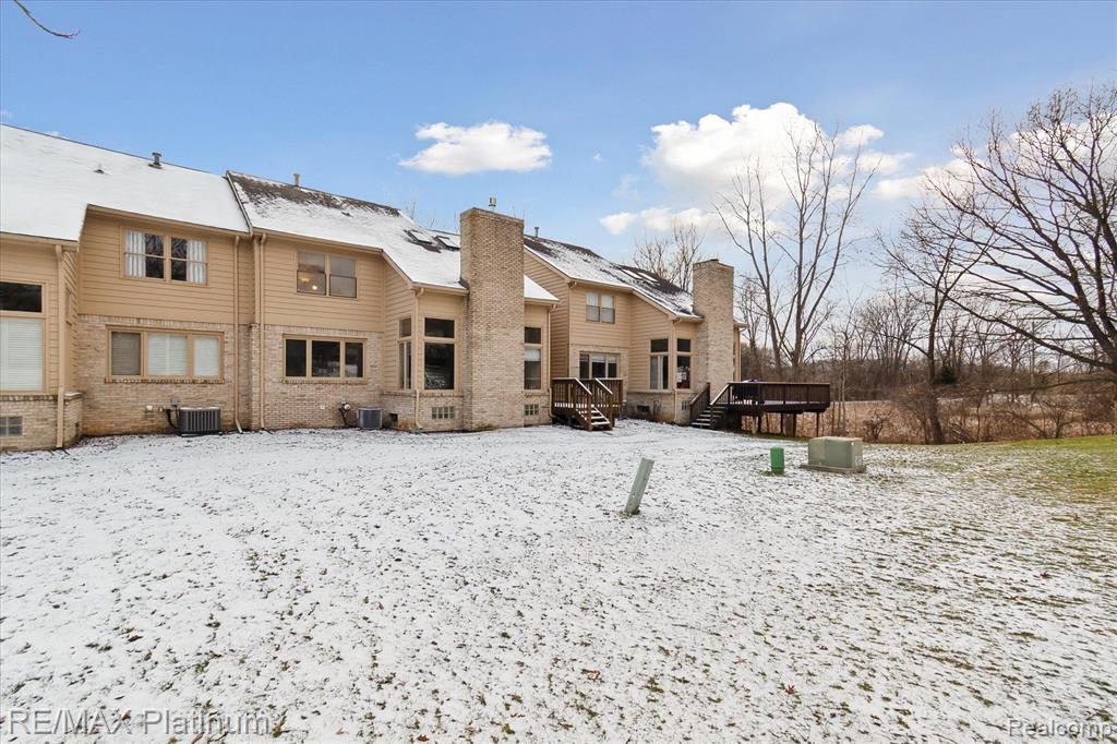 4823 FAIRWAYS Drive, Brighton, MI 48116 — Photo 54