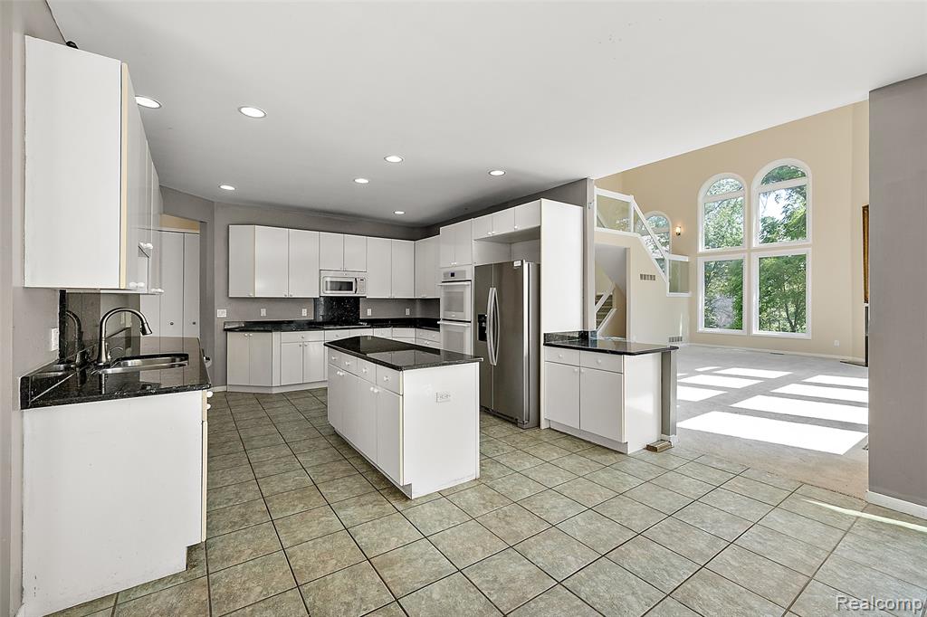 6358 Golden Lane, West Bloomfield, MI — Photo 8