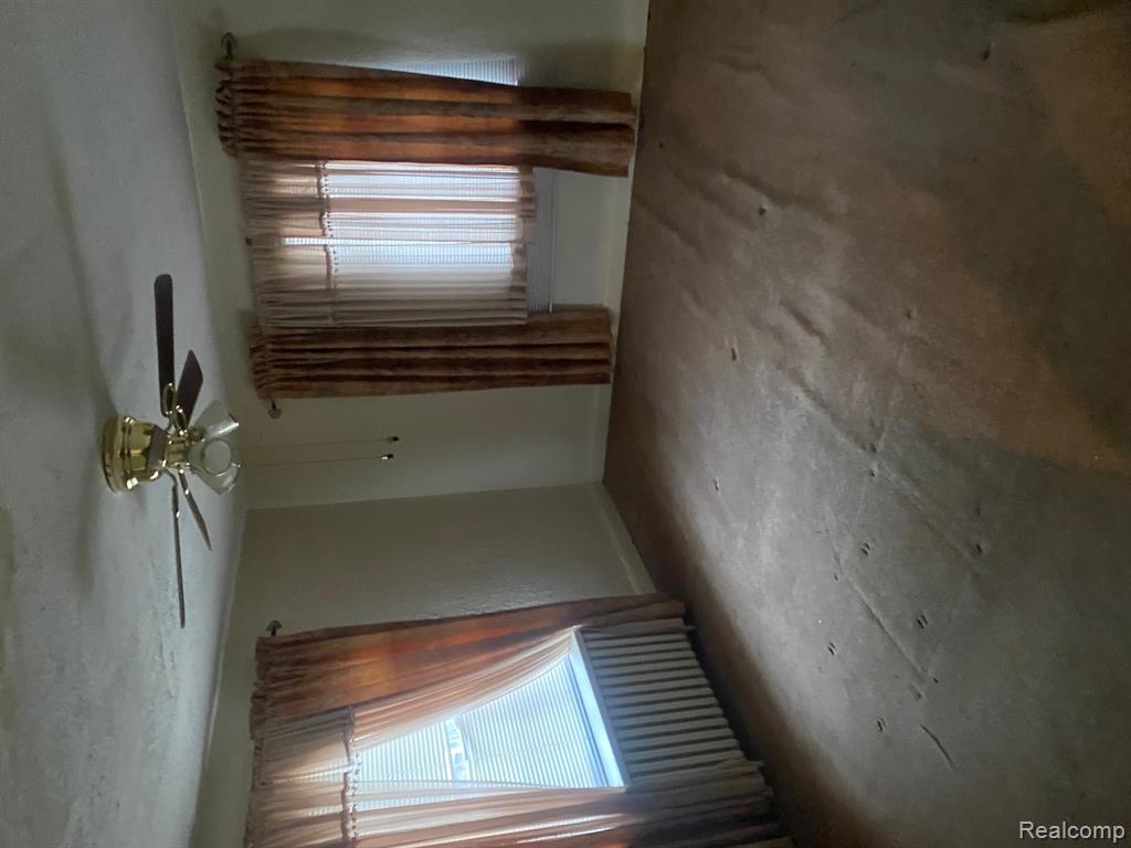 17515 PARKSIDE Street, Detroit, MI 48221 — Photo 10