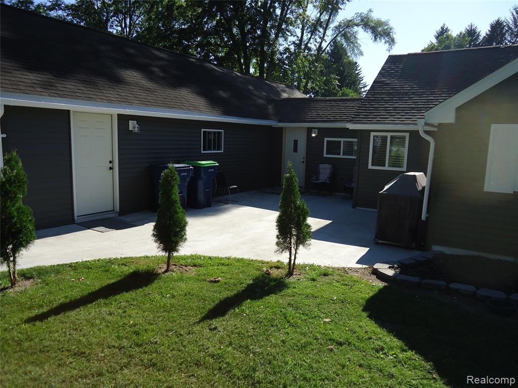 370 Adams Road, Saginaw, MI 48609 — Photo 24
