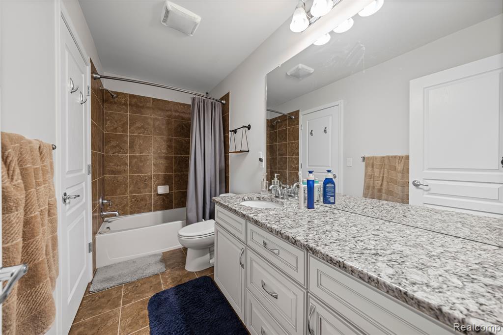 4732 TANGLEWOOD Lane, Lake Orion, MI — Photo 26