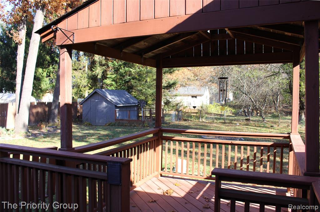 5650 Hillsboro Road, Davisburg, MI 48350 — Photo 8