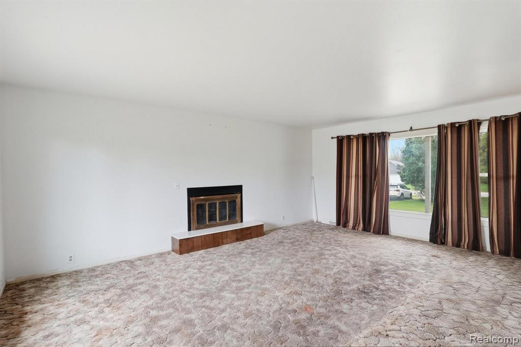 396 Plum Creek Road, Lapeer, MI 48446 — Photo 6