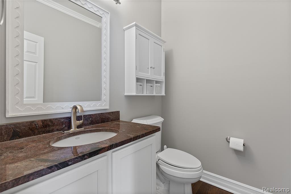4360 Carriage Hill Court, Oakland, MI 48306 — Photo 7