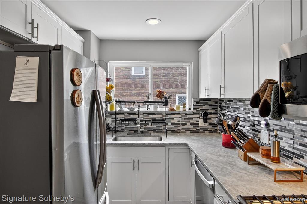 36773 Bibbins Street, Romulus, MI 48174 — Photo 13