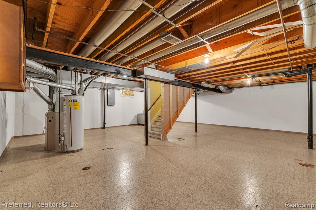 46323 Gainsborough Drive, Canton, MI 48187 — Photo 48