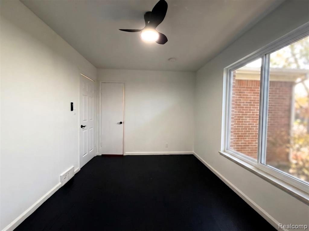 8573 E Outer Drive, Detroit, MI 48213 — Photo 24