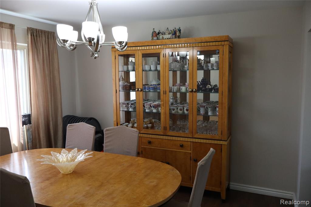 39552 Forbes Drive, Sterling Heights, MI 48310 — Photo 10