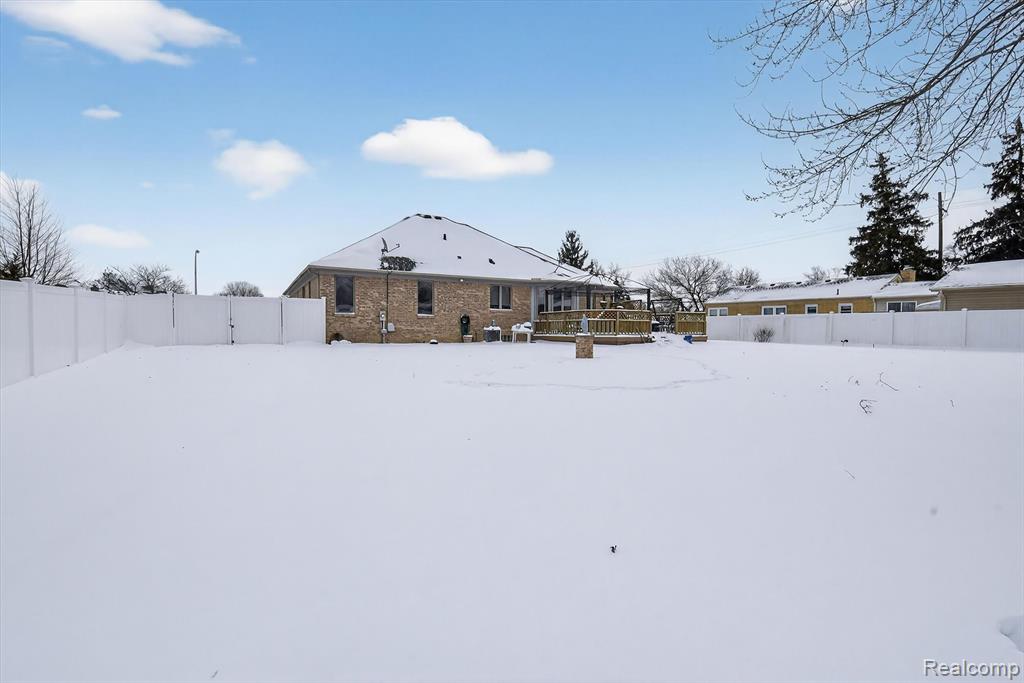 32874 Liparoto Drive, Rockwood, MI — Photo 37