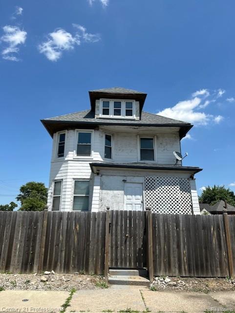 2118 Vinewood Street, Detroit, MI 48216 — Photo 2