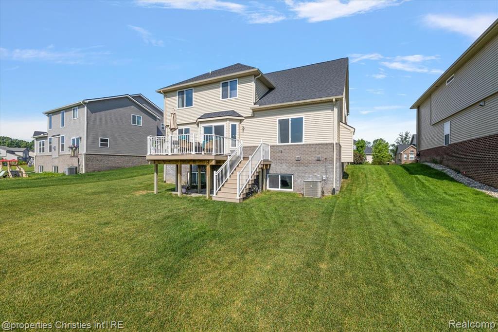 55745 Worlington Lane, South Lyon, MI 48178 — Photo 37